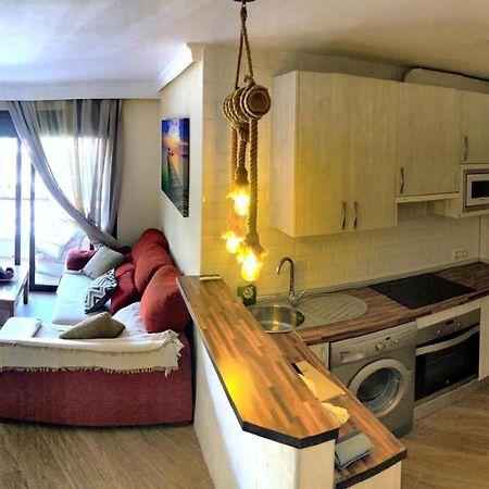 Coqueto Apartamento En Puerto Marina Con Piscina Benalmádena Dış mekan fotoğraf