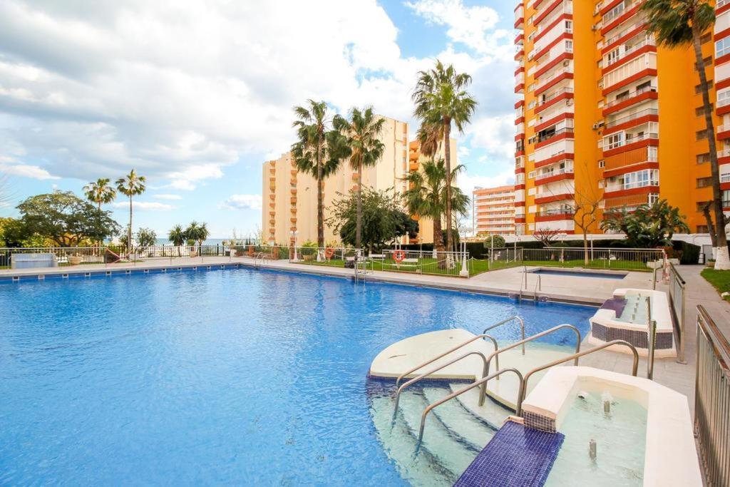 Coqueto Apartamento En Puerto Marina Con Piscina Benalmádena Dış mekan fotoğraf